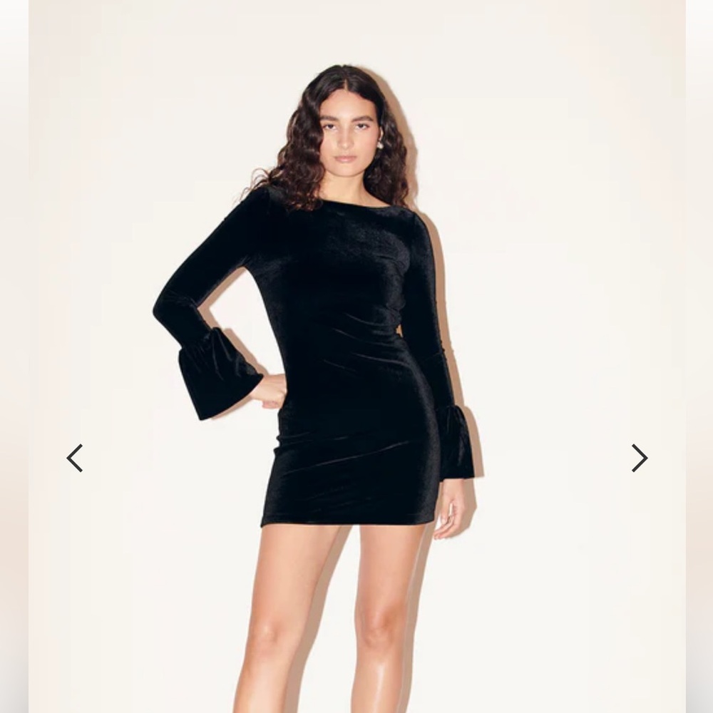 SAYLOR DRESS - Picture 2 of 4